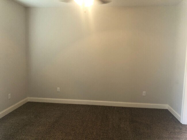 Building Photo - 4BR/4.5BA For Rent