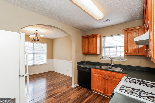 Building Photo - 134 Misty Ridge Trail