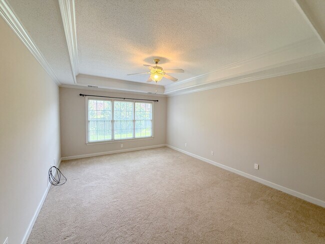 Building Photo - 238 Pebble Brook Dr