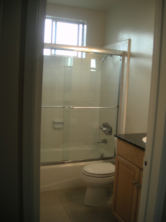 Granite Counter in Full Bath - 2215 Clark Ln