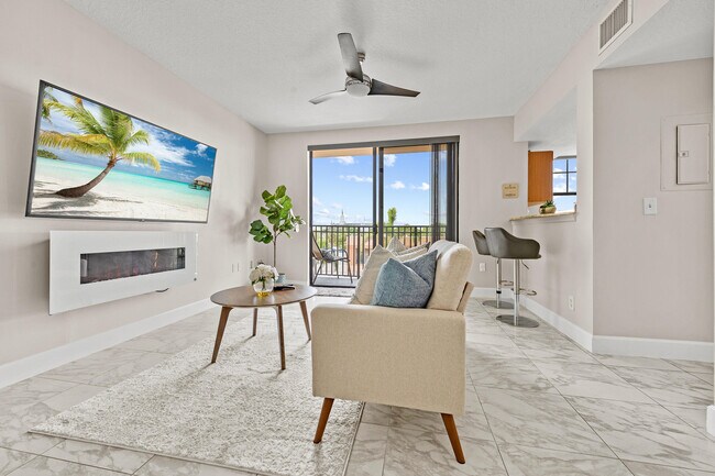 Building Photo - 511 Lucerne Ave