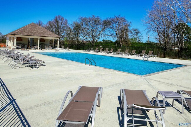 Building Photo - 22895 Ansley Dr