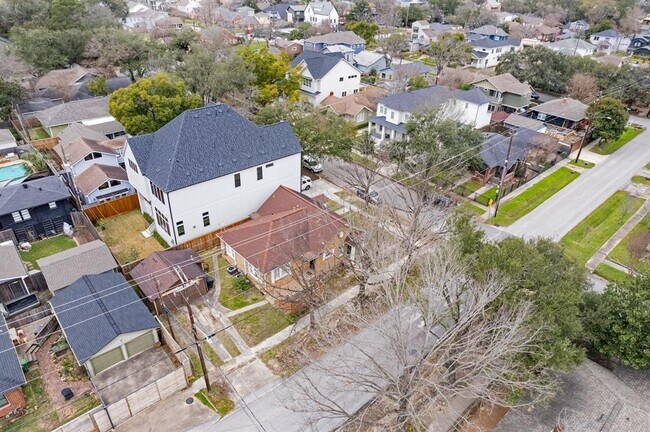 Building Photo - 2507 Watson St