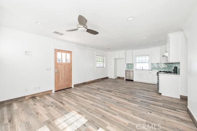 Building Photo - 545 N Olive St