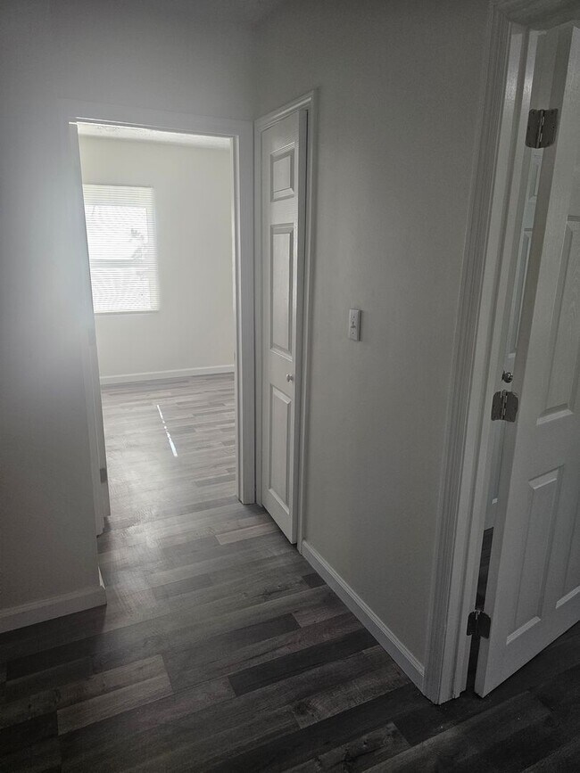 Building Photo - Totally remodeled 2BR