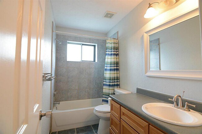 Building Photo - 21606 Glenbranch Dr