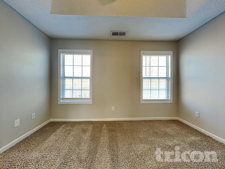 Building Photo - 63 Cliff View Dr