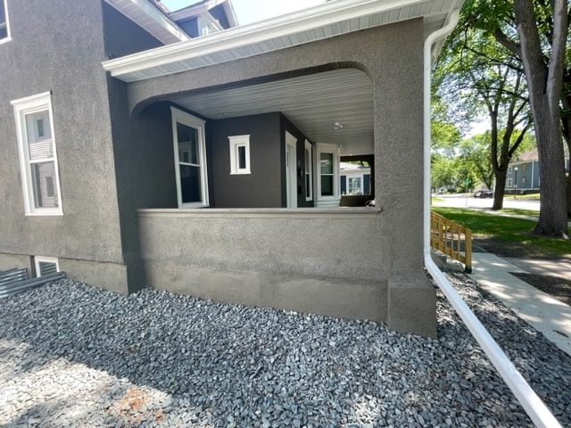 Building Photo - 1105 5th Ave S