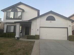 Building Photo - 3382 Heritage Estates Dr