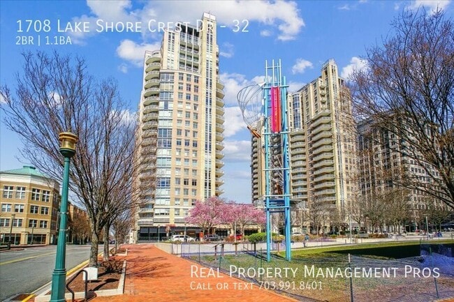 Building Photo - 1708 Lake Shore Crest Dr