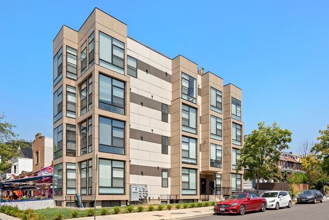 Building Photo - Available Now! Recent build! Professionally Managed// 2 bedroom 2 bathroom Luxury Condo// Petworth!