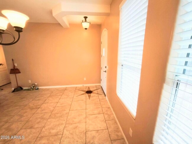 Building Photo - 42914 N Hudson Ct