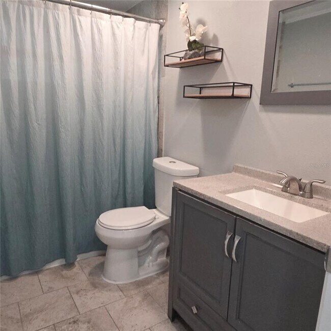 Building Photo - 5232 Sparrow Dr