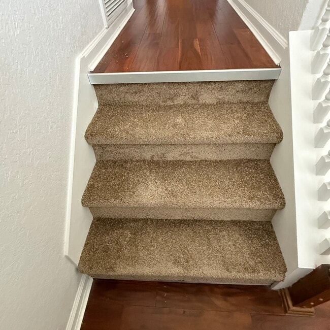 Building Photo - 2914 River Birch Dr