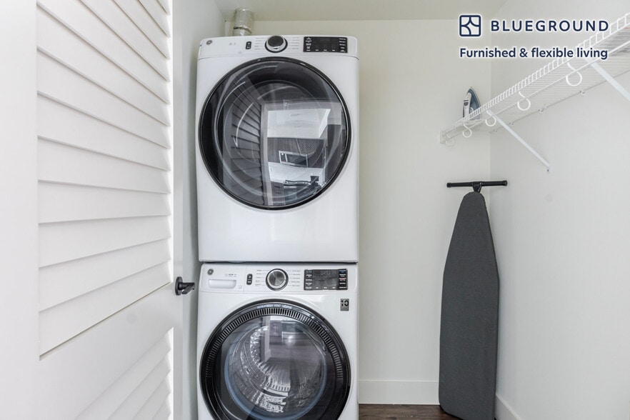 Building Photo - 19888 40th Ave W