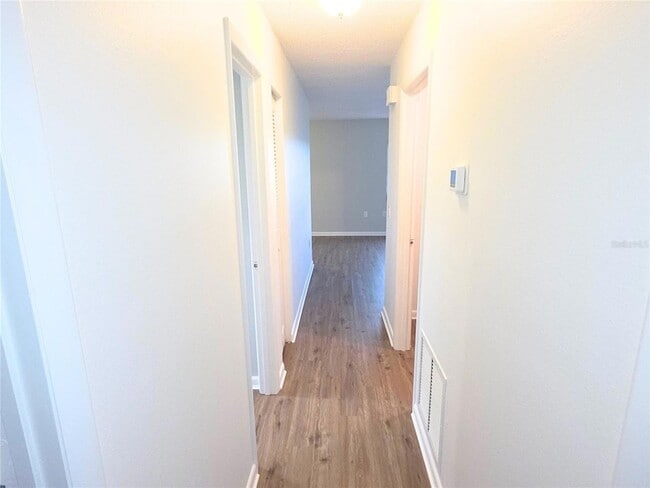 Building Photo - 210 Albee Rd W