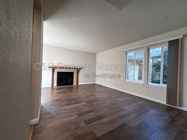 Building Photo - 11330 Fair Oaks Blvd