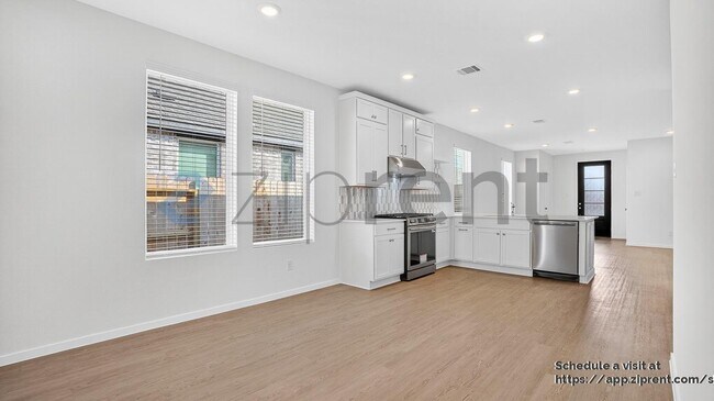 Building Photo - 6415 Serenity Terrace Dr