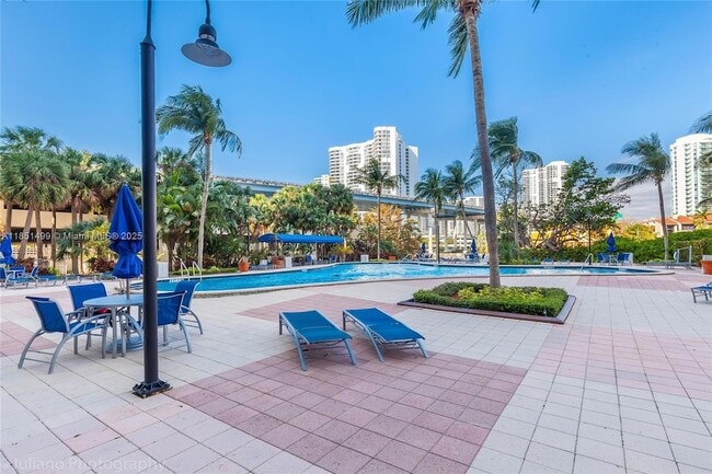 Building Photo - 19390 Collins Ave