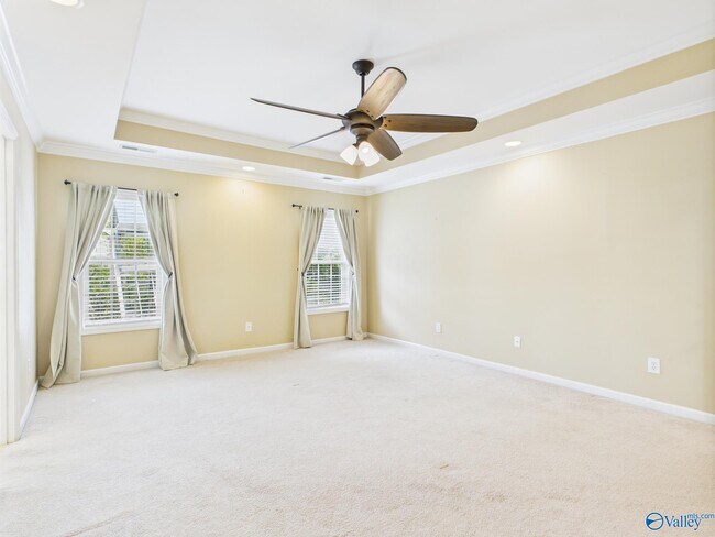 Building Photo - 122 Bellingham Dr