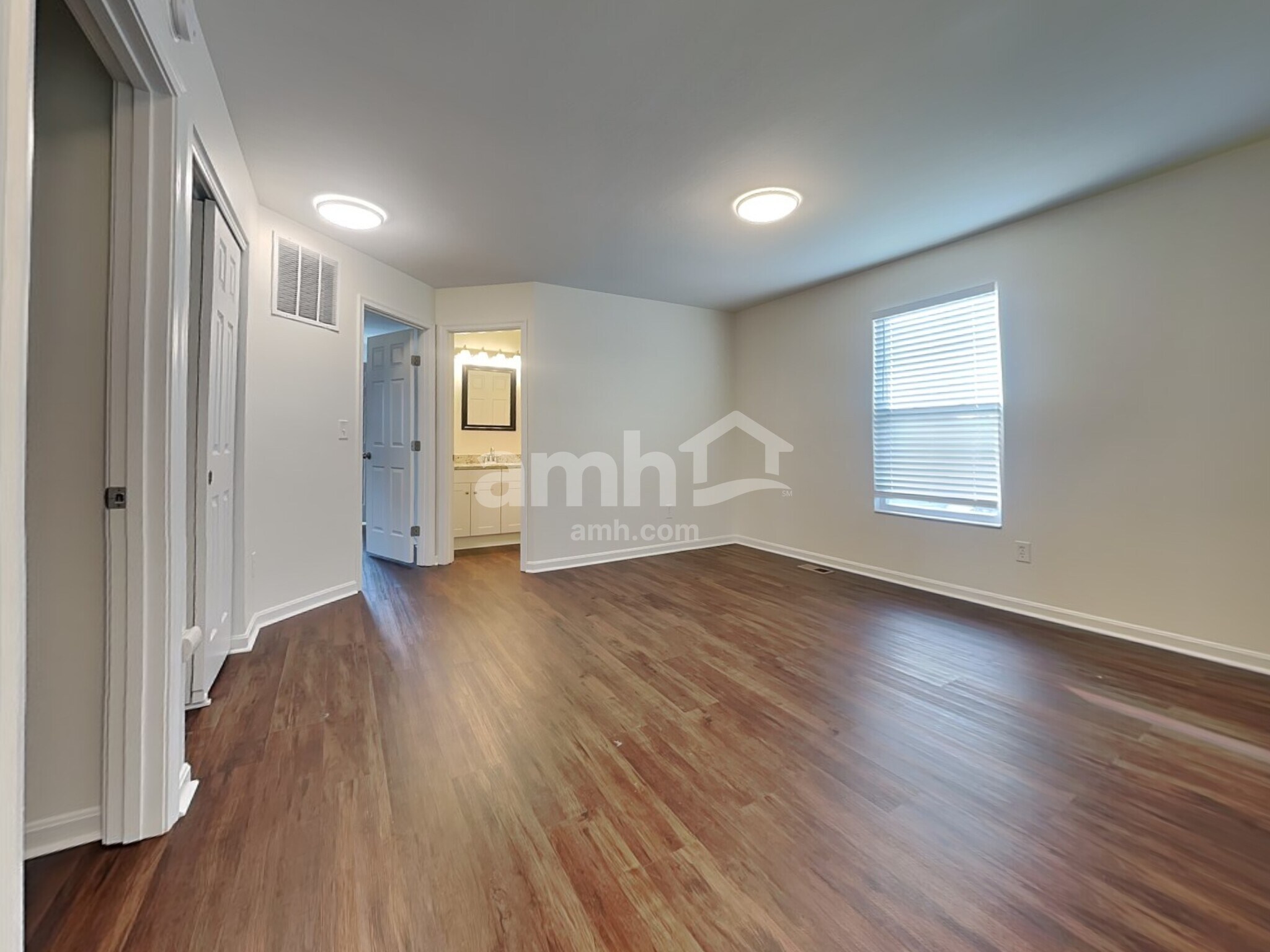 Building Photo - 1253 Summerlake Drive