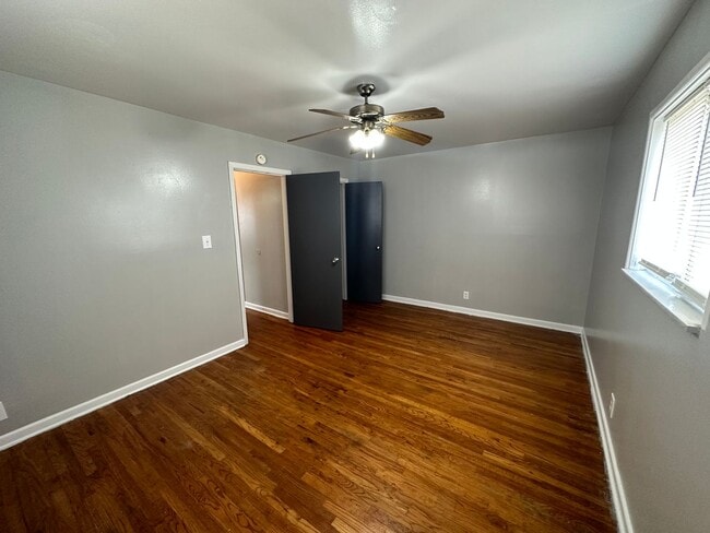 Building Photo - Live in Style at Bellagio East Living I: C...