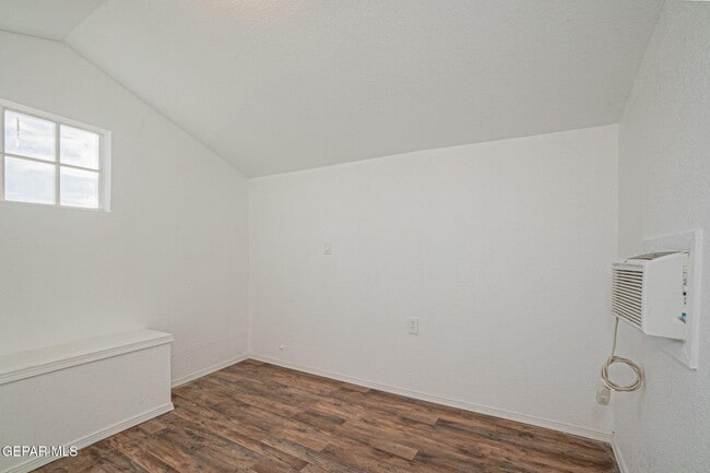 Building Photo - 12033 Fred Carter Dr