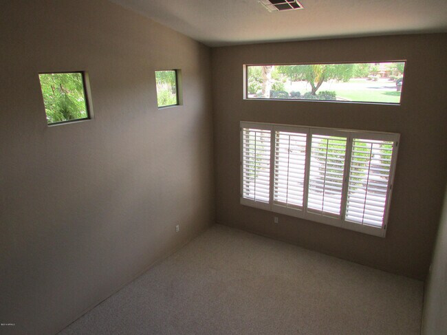 Building Photo - 1346 S Palomino Creek Dr