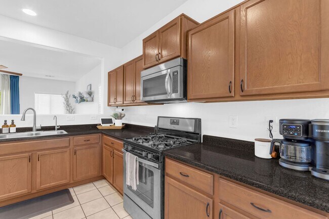 Building Photo - Stunning Single-Level Rental In The Highly Sought-After Anthem at Merrill Ranch!