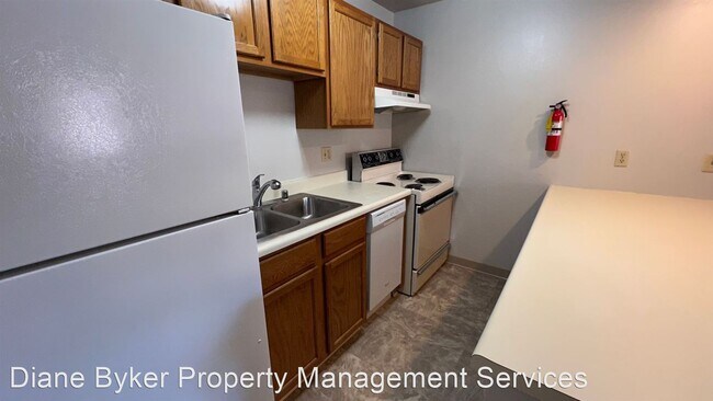 Building Photo - 1 br, 1 bath House - 10250 Jamestown Drive...