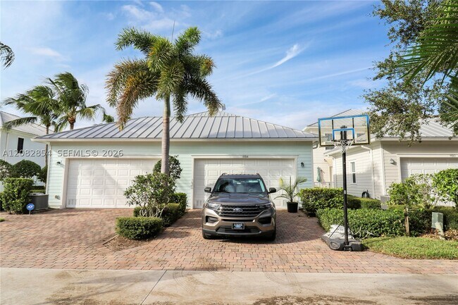 Building Photo - 1184 Islamorada Dr