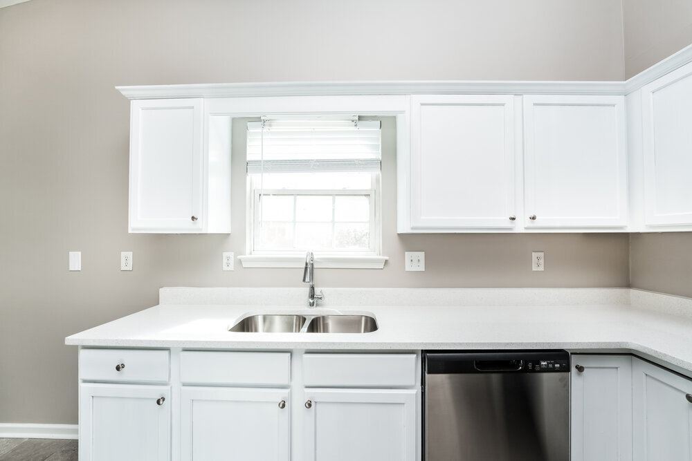 Building Photo - 120 Champions Ln