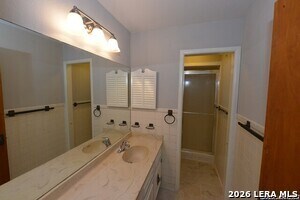 Building Photo - 6010 Windhaven Dr
