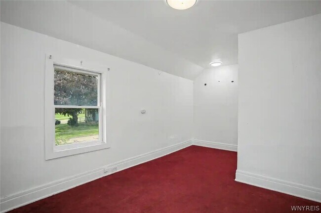 Building Photo - 485 Porter Ave