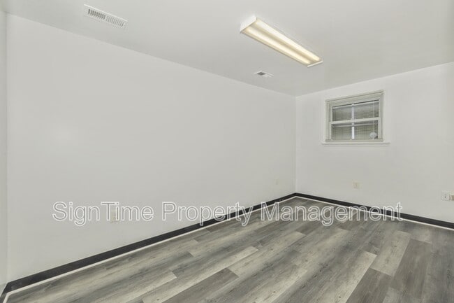 Building Photo - 796 Frederick St