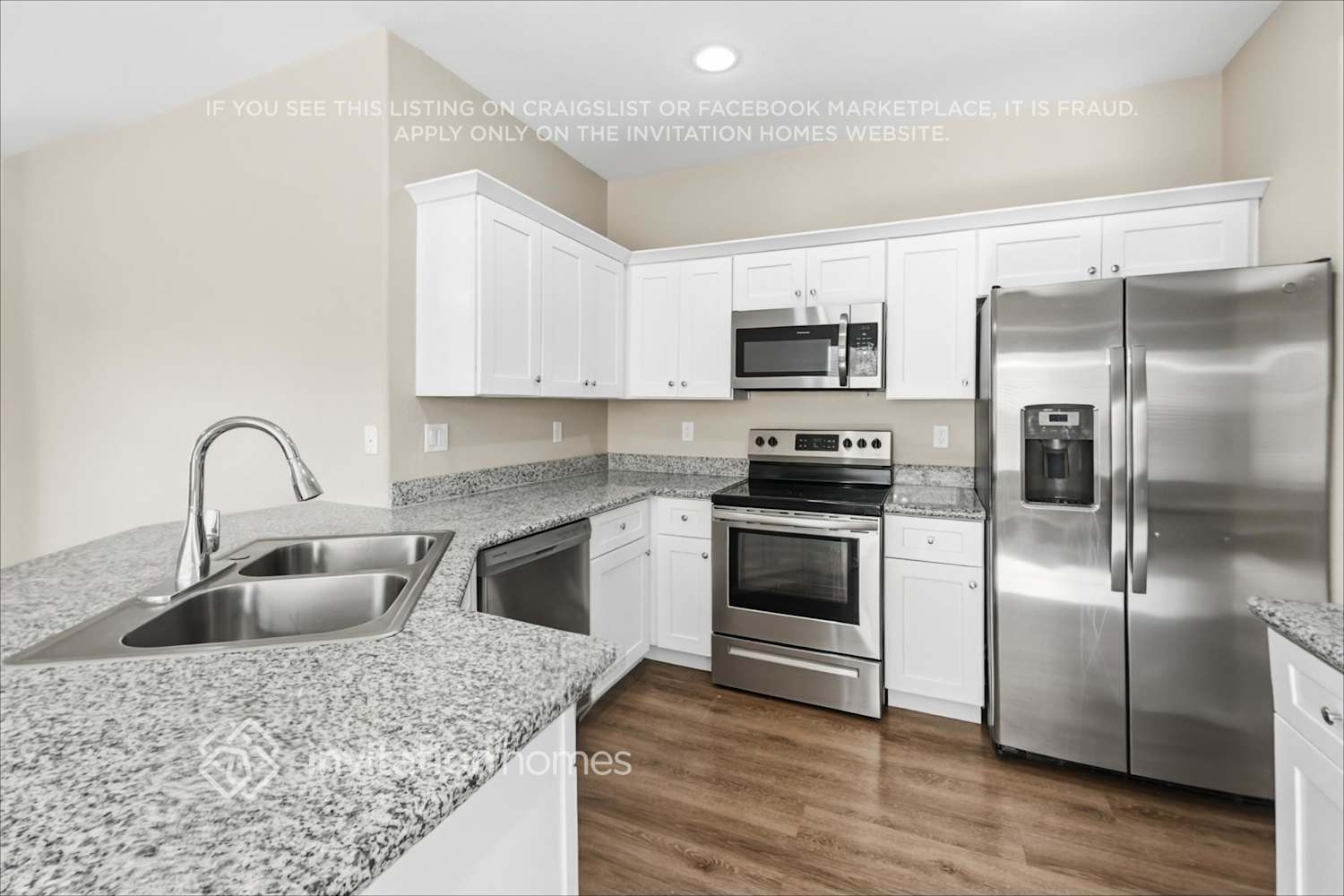 Building Photo - 12533 W Redondo Dr