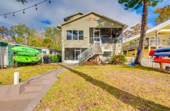 Building Photo - 7213 Tropical Dr
