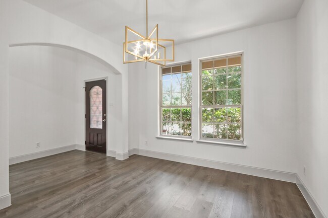 Building Photo - 71 Black Swan Pl