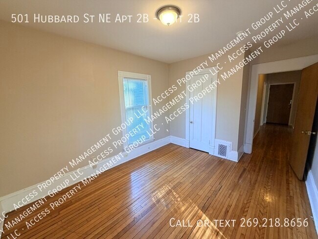 Building Photo - 501 Hubbard St NE