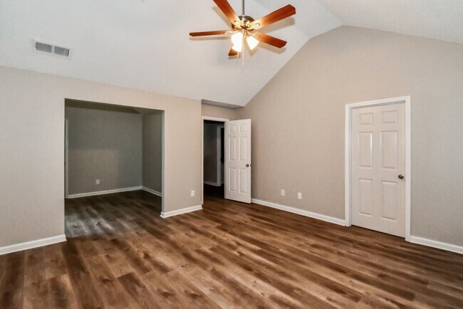 Building Photo - 5853 Little River Rd