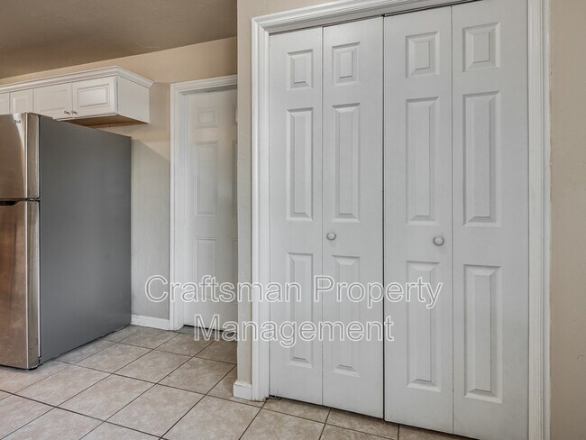 Building Photo - 3105 NW 67th St