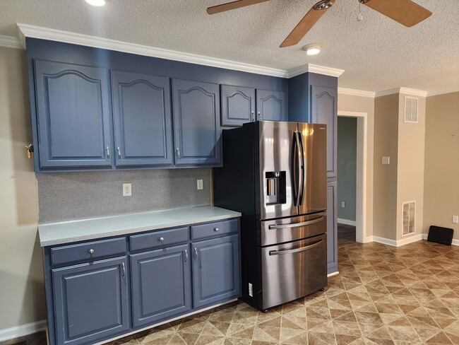 Building Photo - Saltwater Pool