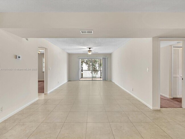 Building Photo - 614 NW 13th St