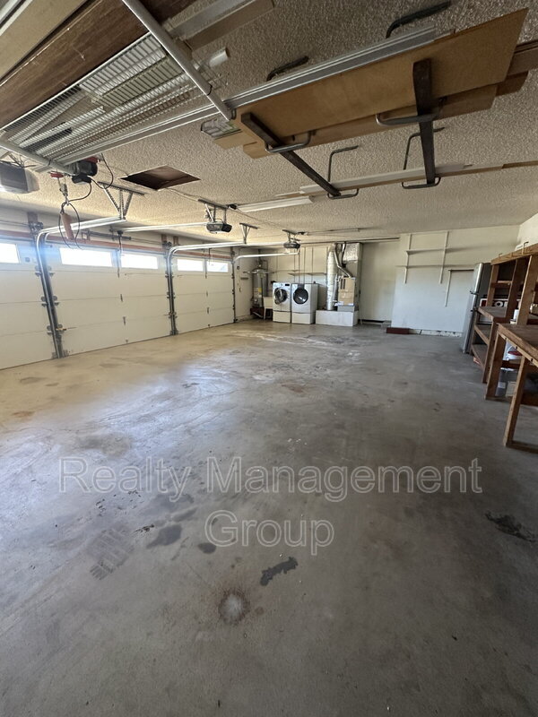 Building Photo - 2388 Windmill View Rd