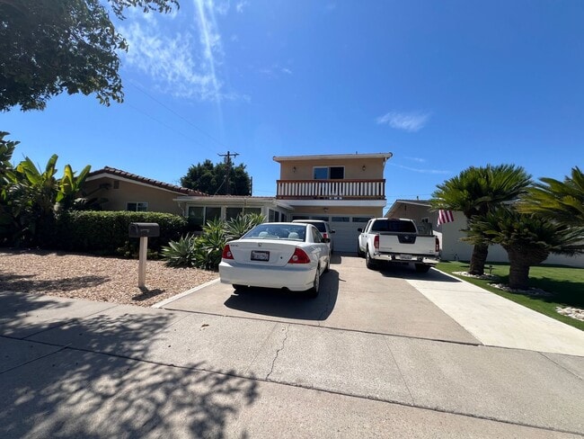 Building Photo - 1014 Mirasol St