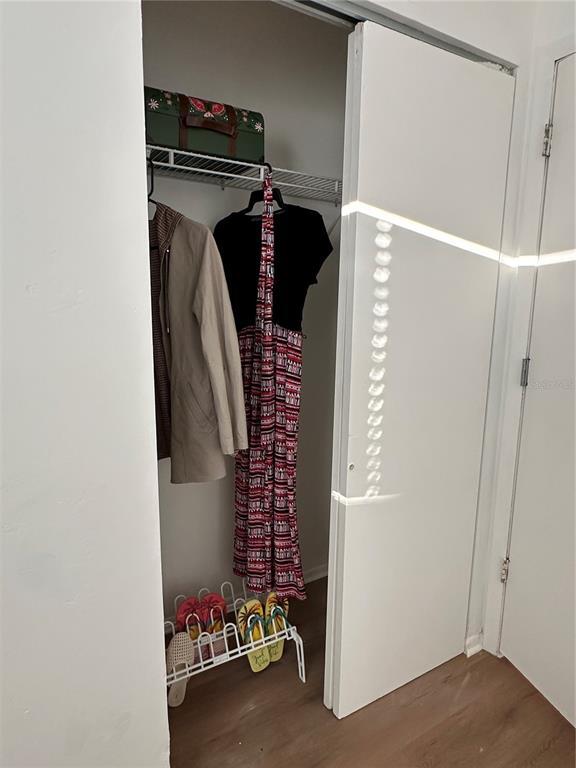 Building Photo - 9474 Tacoma Ave