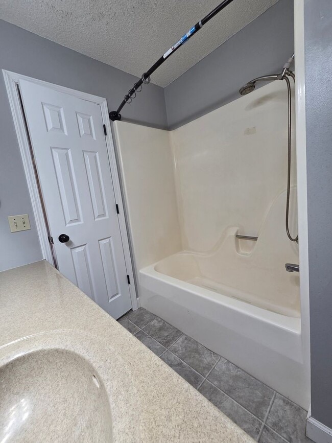 Building Photo - Gorgeous Corner lot Home for Rent!