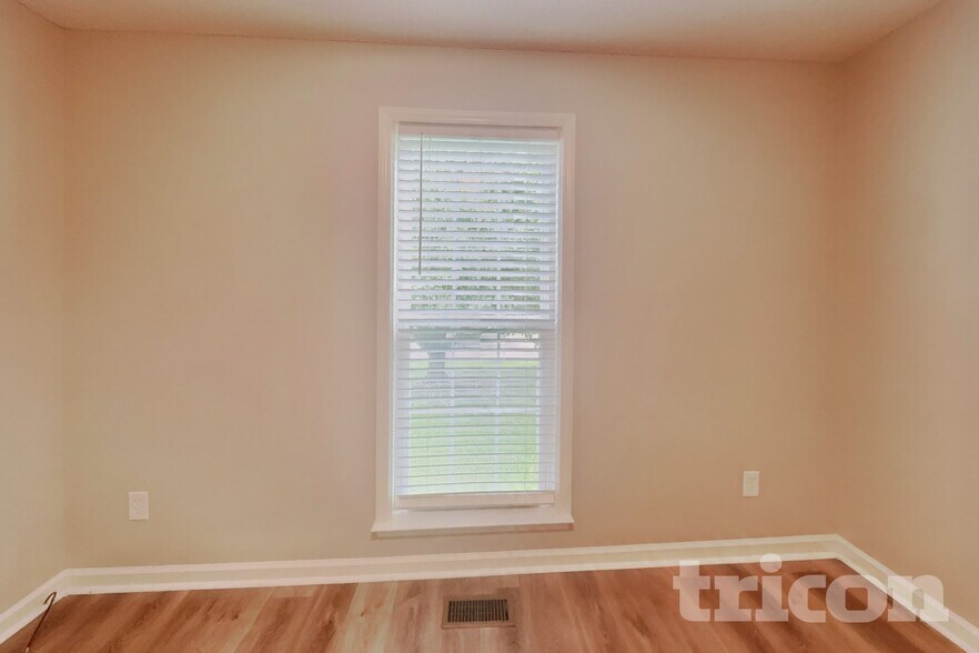 Building Photo - 305 Aqua Marine Ln
