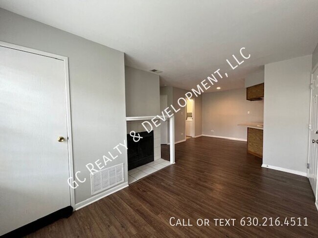 Building Photo - 1251 Wyndham Dr
