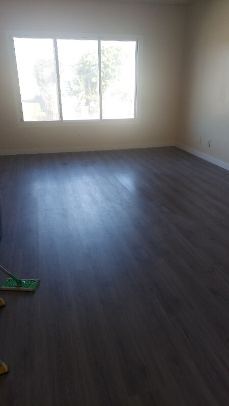 Building Photo - 10214 Woodworth Ave